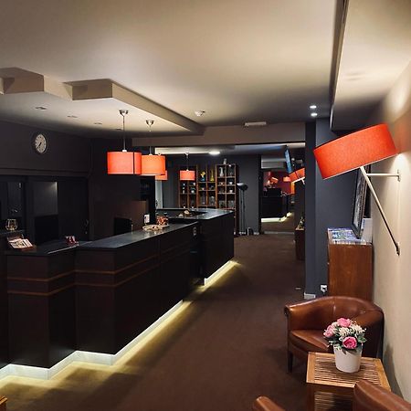 Hotel Борнем Екстериор снимка