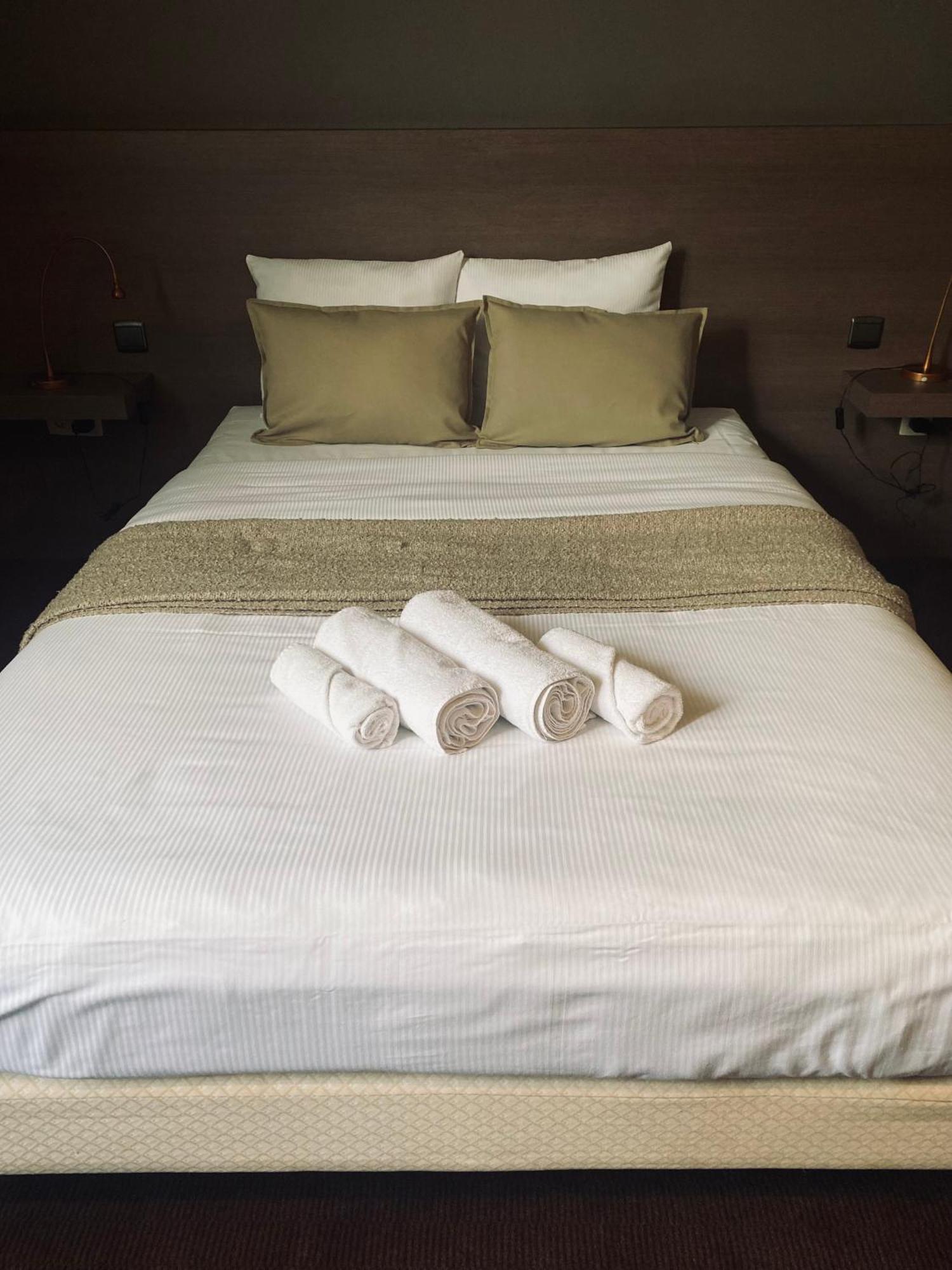 Hotel Борнем Екстериор снимка