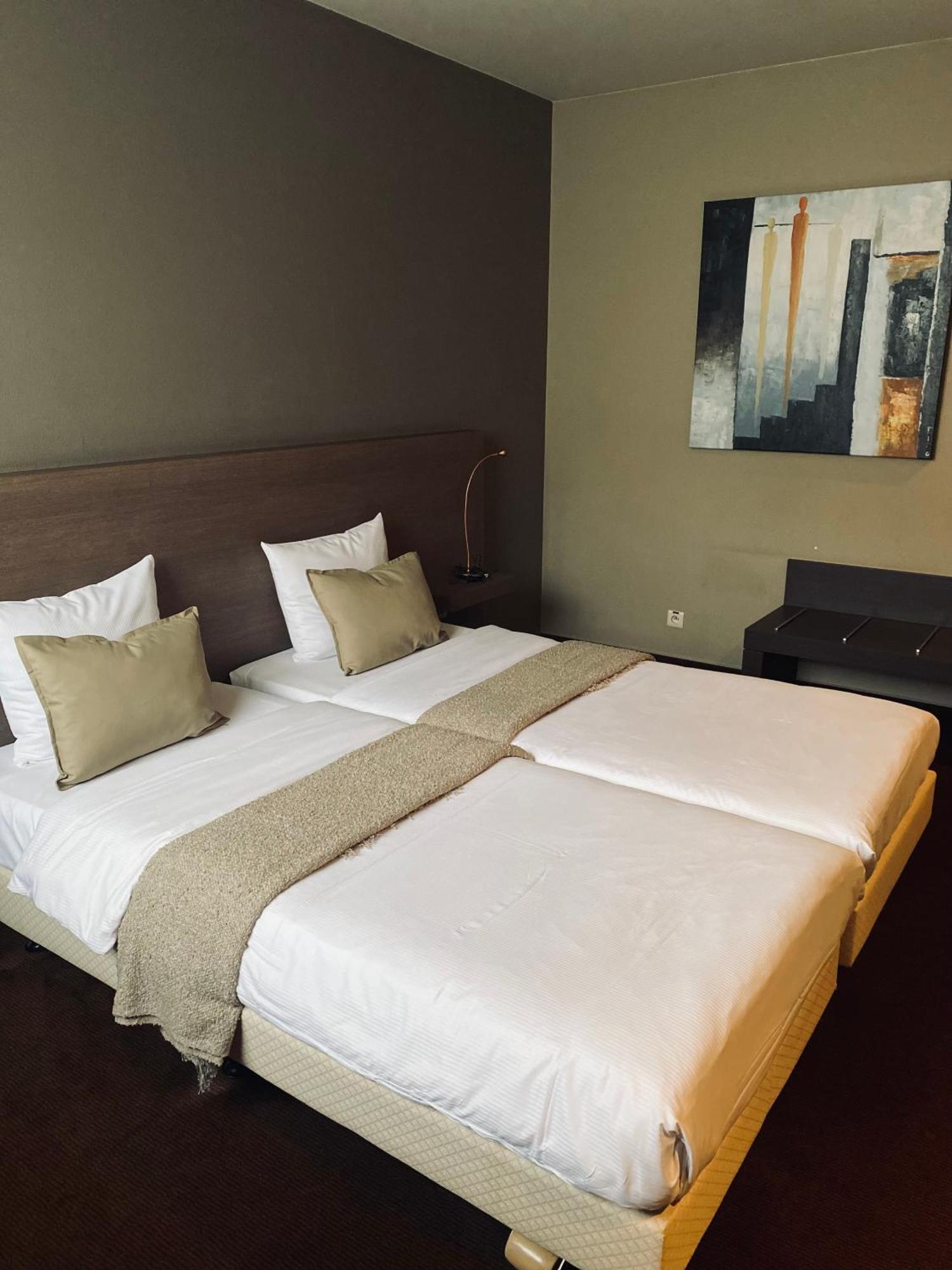 Hotel Борнем Екстериор снимка