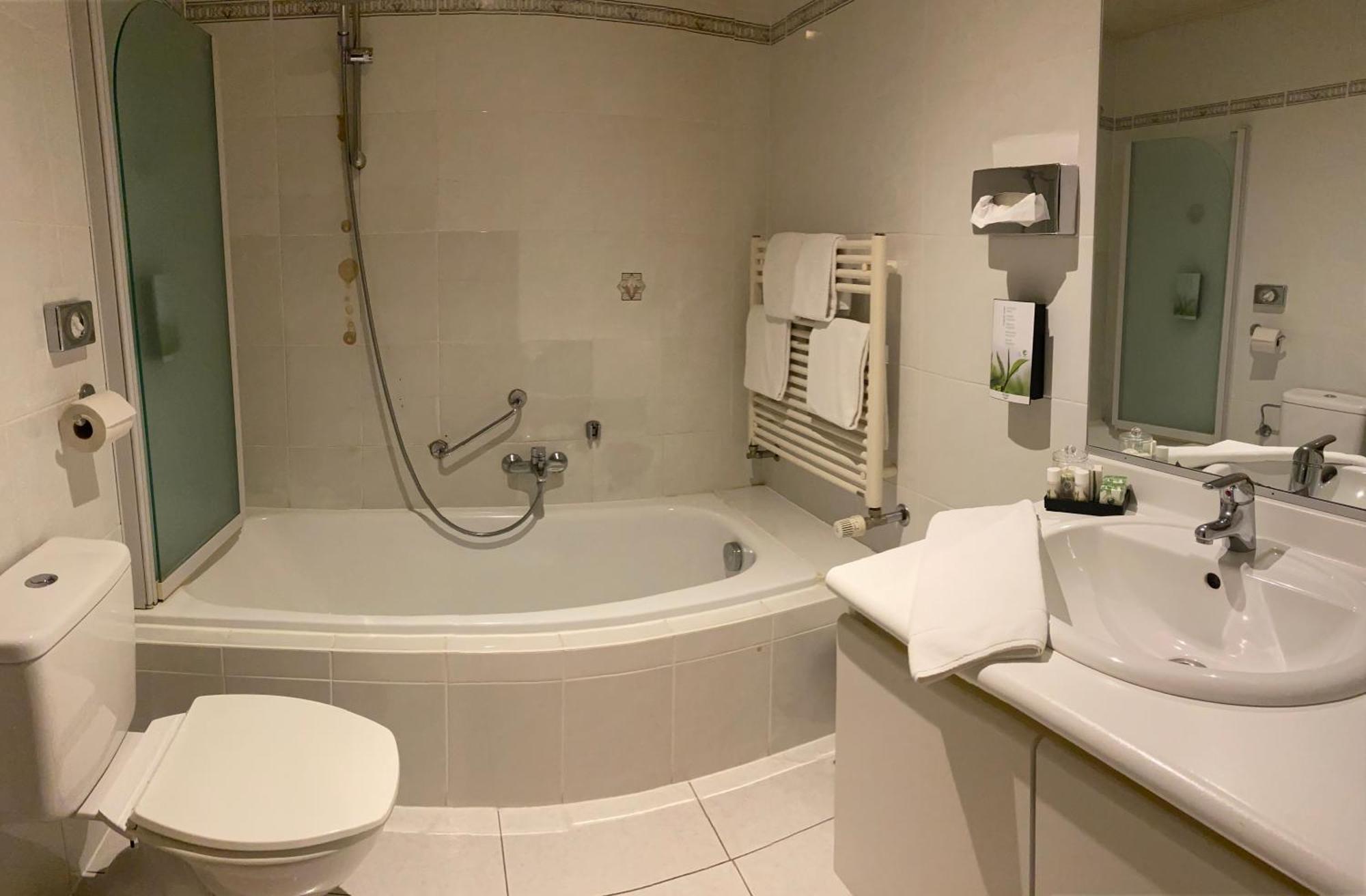 Hotel Борнем Екстериор снимка