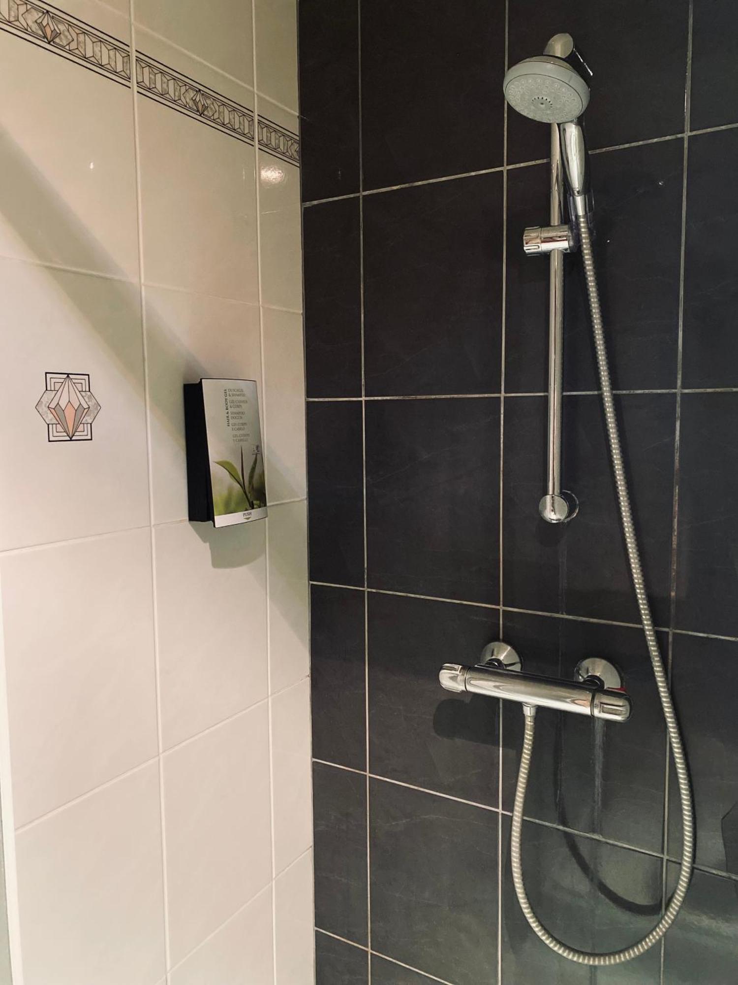 Hotel Борнем Екстериор снимка