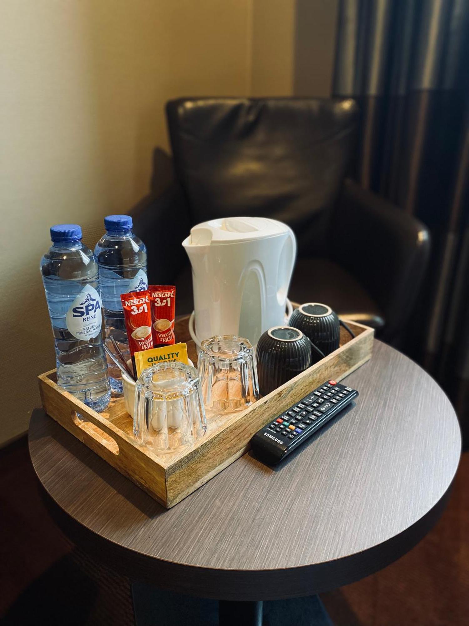 Hotel Борнем Екстериор снимка