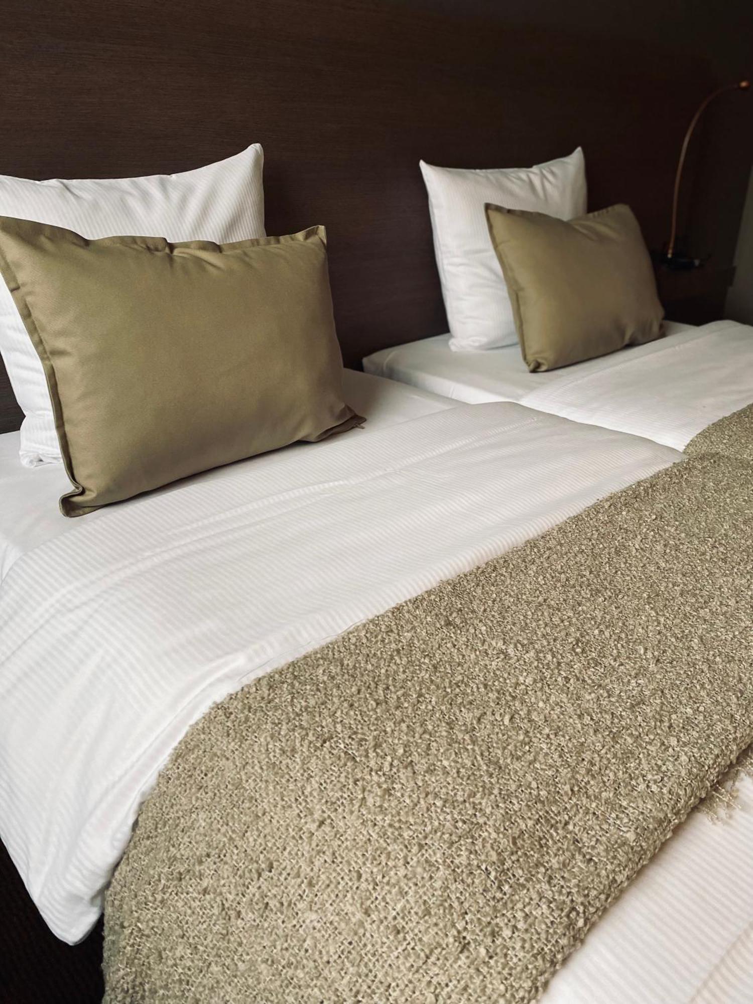 Hotel Борнем Екстериор снимка